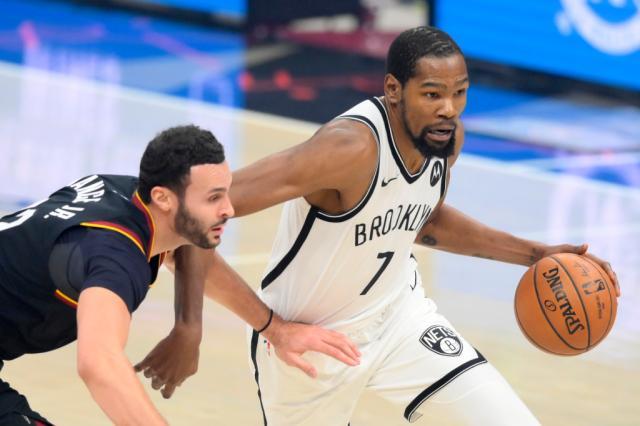 od棋牌-阶段性MVP投票:杜兰特碾压领跑 詹约分列二三位